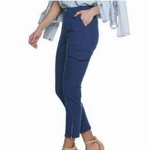 Rock & Republic navy cargo pants size 6